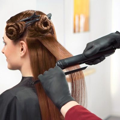 CLΞИZ UNISEX BEAUTY SALON AND BRIDAL MAKEOVER KANNUR